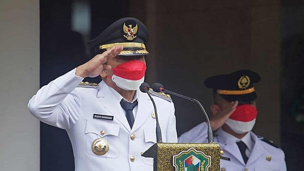 Bupati Banjarnegara Budhi Sarwono Ditangkap KPK, Denny Siregar Kaget: Lah Ini kan yang Viral karena Hina Luhut sebagai Penjahit