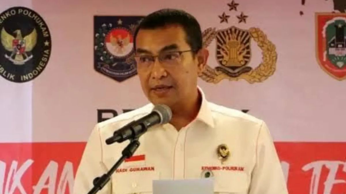 Irjen Pol Hadi Gunawan en poste de chef de la police du NTB