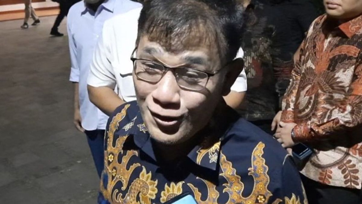 Politikus PDIP Budiman Sudjatmiko Sambangi Kediaman Prabowo