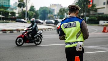 Reasons For The National Police To Re-implement Manual Tickets