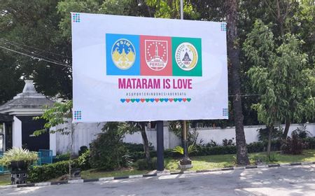 Gibran Perintahkan Pasang Spanduk 'Mataram Is Love' di Manahan Solo