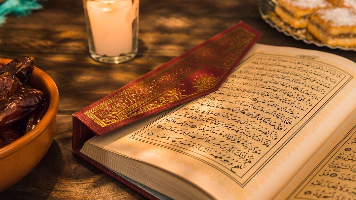 Keajaiban Membaca Al Qur'an setiap Hari dari Ganjaran Berlimpah hingga Wajah yang Cerah