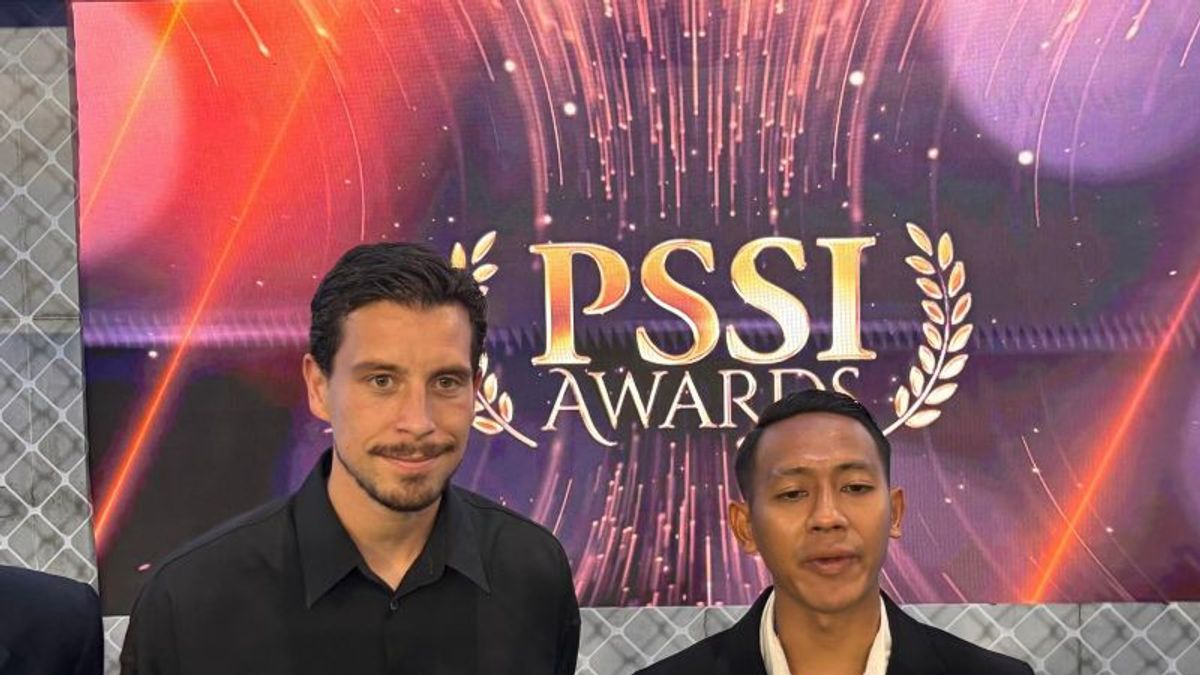 Persib中场球员汤姆·海伊（Thom Haye Siap）准备在印度尼西亚国家队接受任何人的训练