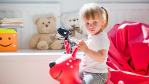 3歳の女性のためのおもちゃ、楽しい方法で成長するのを助ける