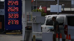 India Raises Fuel Prices, Middle East Energy Shock Effects Felt