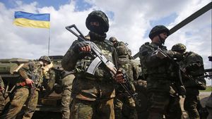Deretan Alat Militer Canggih yang Dikirim Pentagon untuk Bantu Ukraina Lawan Rusia, Ada Roket Berpemandu Laser