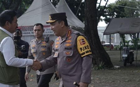 Kapolri Bareng Menko Polhukam Cek Kesiapan Arus Mudik di Merak