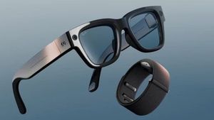 Meta Berencana Gandakan Produksi Kacamata Pintar Ray-Ban Hingga 20 Juta Unit
