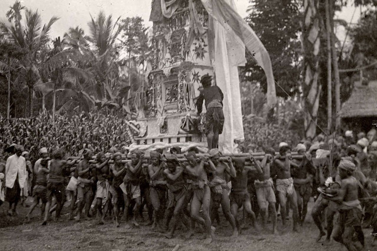 L’histoire Du Tourisme De Bali: L’éternelle Friction Des Douanes Et Du Tourisme