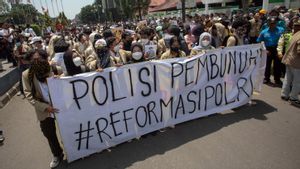 Jogja Memanggil: Dari Bundaran UGM ke Titik Nol dengan Tuntutan Puan dan Gibran Mundur Hingga MBG