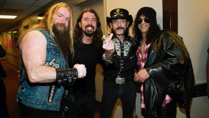 Dave Grohl Berharap Lemmy Masih Hidup dan Dengar Album baru Foo Fighters