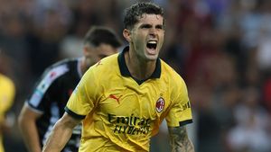 Hattrick Kemenangan, AC Milan Bayangi Juventus dan Napoli