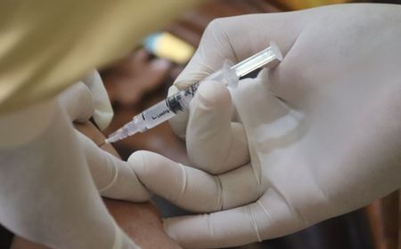 Kemenkes: Kabar Vaksin Meningitis Tak Lagi Wajib Masih Diklarifikasi