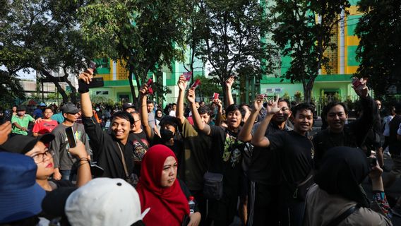 The Presence Of Ganjar And His Wife At CFD Make Solo Residents Excited And Happy