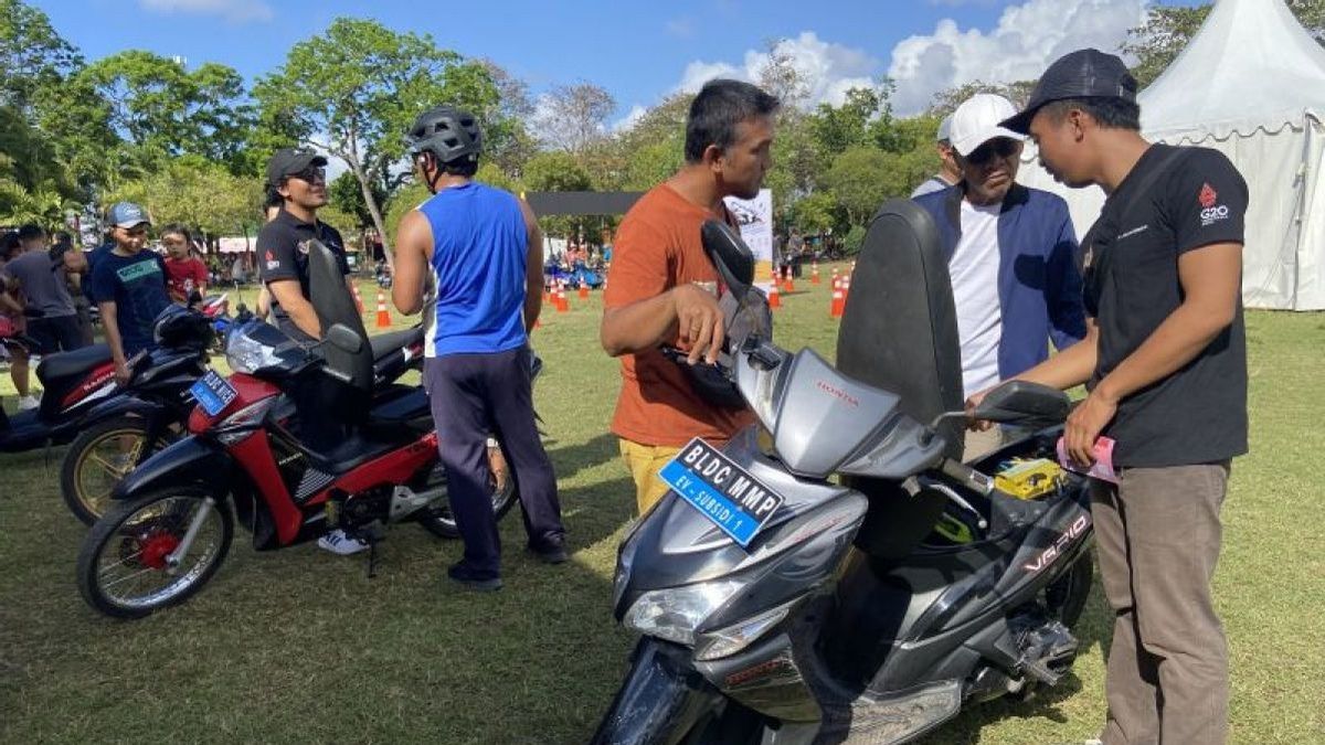 Le ministère de l’Énergie et des Ressources minérales libère la conversion de 500 motos. C’est la condition!