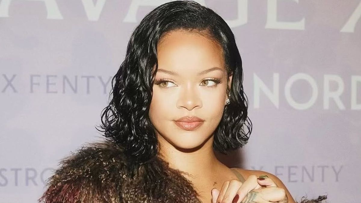 6 Rihanna's 2025 Ala Beauty Resolution, Healthy Skin Secrets And Consistency