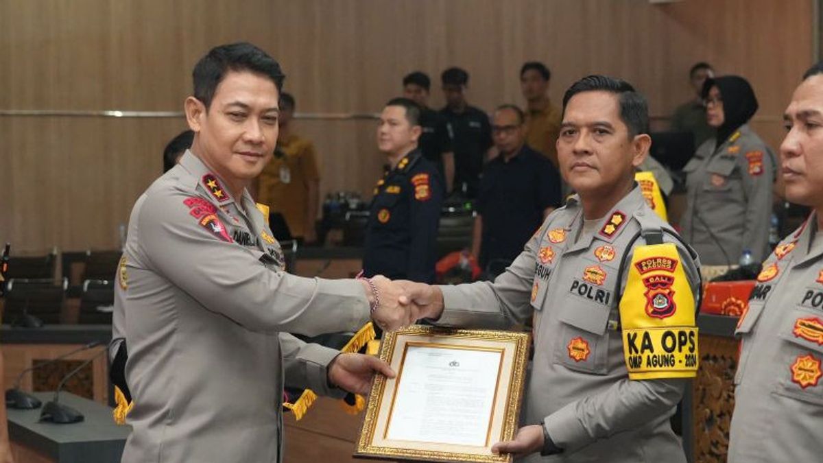 Bali Police Chief Inaugurates Security Guards Vital Objects To Maintain Security For Tourist Attractions