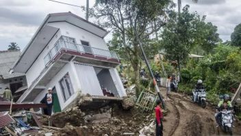 توفي ضحايا زلزال سيانجور إلى 600 شخص ، من بينهم 265 شخصا غير مسجلين حكومة ريجنسي