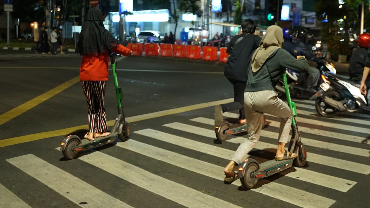 Dilema Skuter Listrik, Moda Transportasi Urban Jakarta