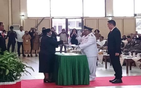 Mendagri Aktifkan Lagi Jabatan Bupati Mimika Eltinus Omaleng yang Divonis Bebas Kasus Korupsi Gereja