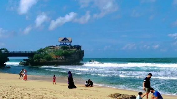 Many Buses Are Turned Back In Gunungkidul, PHRI Jogja Asks For Trial Opening Of Beach Destinations