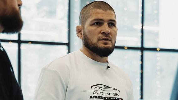 Khabib Nurmagomedov Diusir dari Pesawat