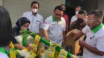 Moeldoko Wujudkan Mimpi Pedagang Sayur Keliling Sudarsih