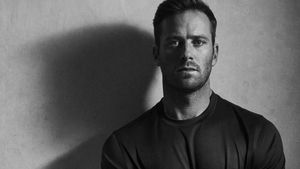 Armie Hammer revient en cinéma, 3 ans après le harcèlement