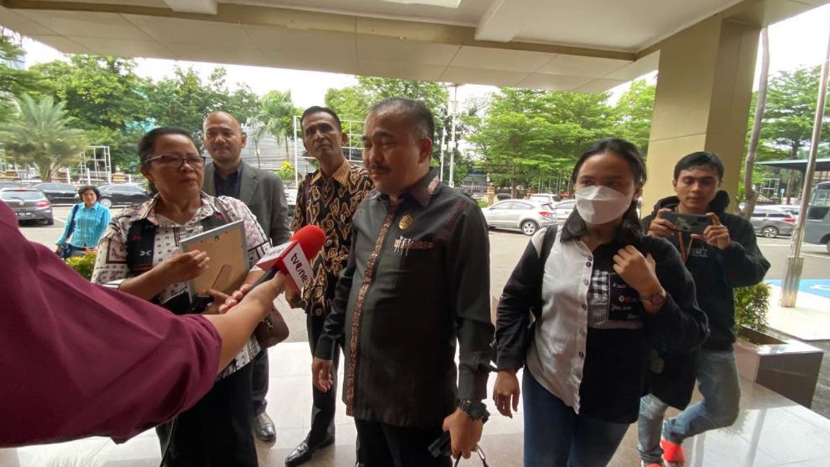 IDR 200 Million In Cash And A Lost Laptop, Brigadier J's Parents Make A Report To The South Jakarta Police