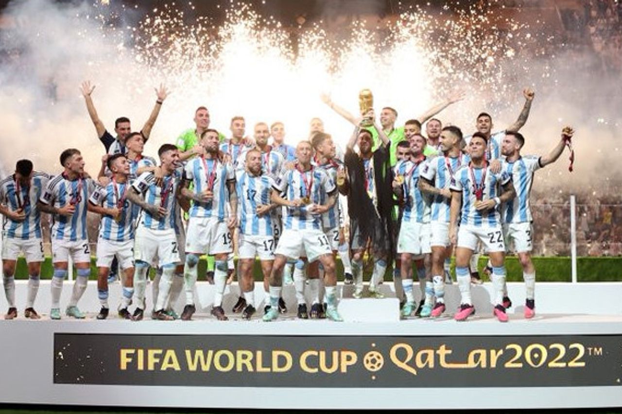 アルゼンチンカタール2022ワールドカップチャンピオン、ウラジミール