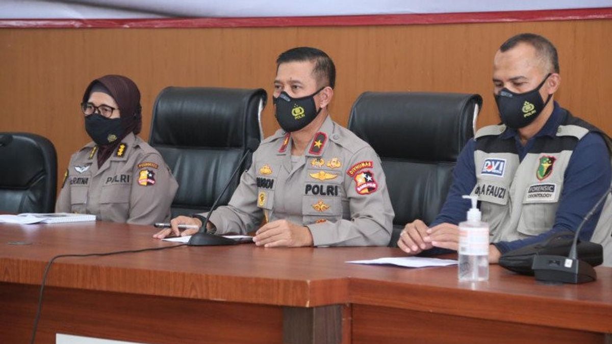 The National Police DVI Team Identifies 4 Bodies Of SJ-182 Sriwijaya Air Victims