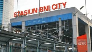 Stasiun Karet Ditutup Imbas Demo, Penumpang Dialihkan ke BNI City