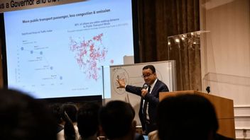 Hadiri Seminar di Tokyo, Anies Bilang Orang-orang Jepang Nyaman Naik Angkot Jakarta