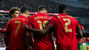 葡萄牙在击败土耳其后继续希望参加2022年世界杯，桑托斯：我们今天与火一起踢球