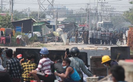 Tanamkan Rasa Takut, Rezim Militer Myanmar Periksa Panggilan, Pesan Singkat hingga Galeri Foto Ponsel Warga