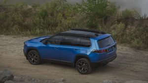 Hanya Ada Varian Hybrid, Ini Spesifikasi Lengkap Jeep Cherokee 2026