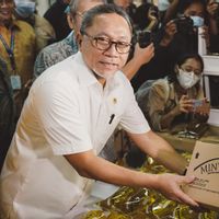 MinyaKita: Siasat Memutus Kelangkaan Minyak Goreng Gaya Zulkifli Hasan yang Sarat Kepentingan Politik