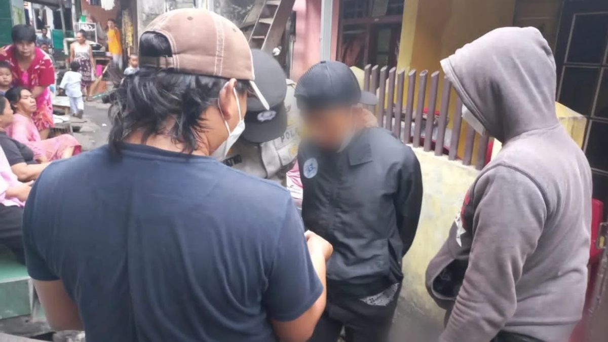 Lagi, Polisi Gerebek Kampung Boncos, Tiga Orang Diamankan dengan Barang Bukti