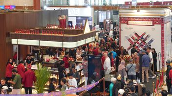 Hadirkan Musik Adat Toba hingga Berikan Beasiswa, Roemah Koffie Sukses Tampil di WOC Hari ke-2