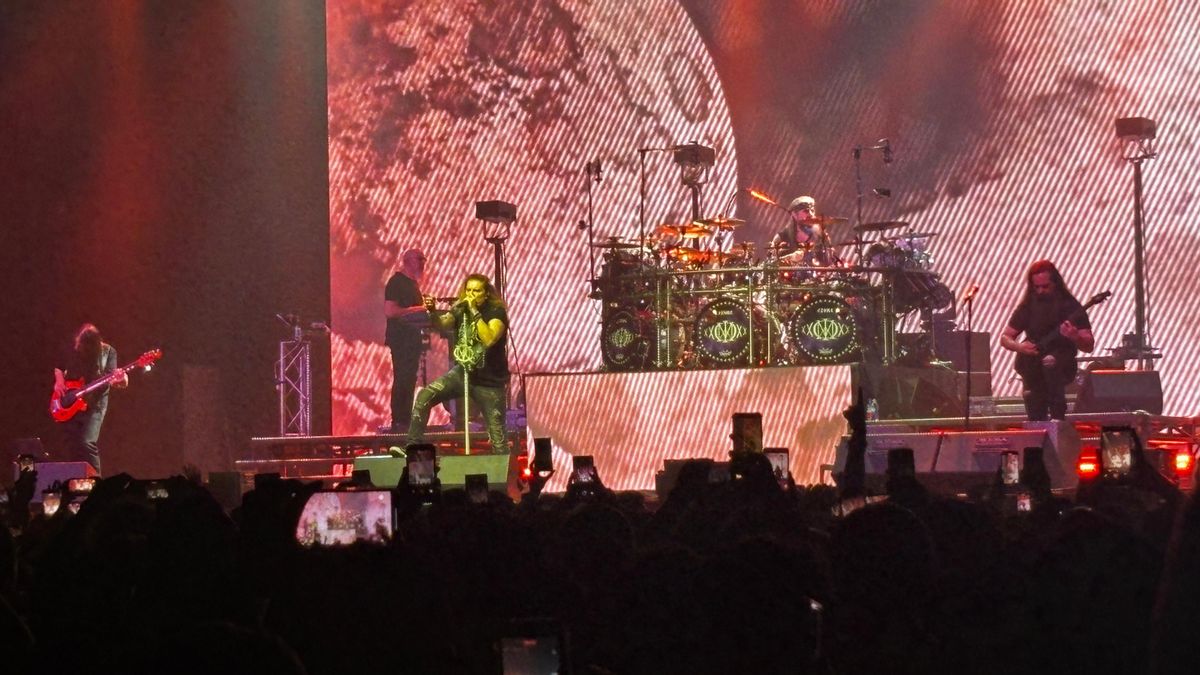 Dream Theater Concert Review - 40 Anniversary in Jakarta: A Progressive Show That Never Gets Boring