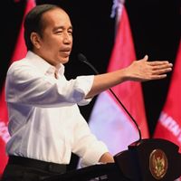 "我担心2.8亿剂的目标将无法实现"，Jokowi说，他担心接种疫苗