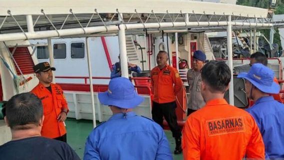 Basarnas Ambon Continues Evacuation Of Crew Of KM Rizky Mulia Drowning In Central Maluku