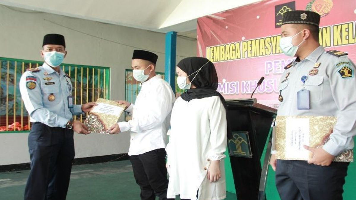 Welcoming Victory Day, 672 Inmates Of Sampit Prison Receive Eid Remission