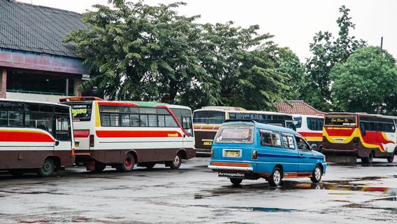 Kemenhub Longgarkan Pembatasan Transportasi Darat dalam Tiga Fase