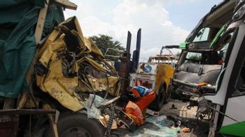 Deadly Accident On Dupak Surabaya Toll Road That Kills 3 People, Perpetrators Take Over Bus Steering 'Want To Die Together'