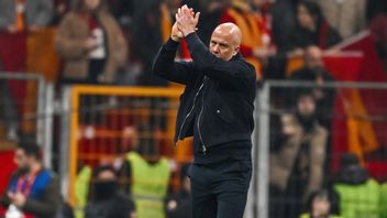 Arne Slot对利物浦在VAR中输球的糟糕结局和问题感到遗憾