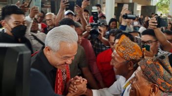 Arriving In Kupang, Ganjar Pranowo Is Welcomed By The Indigenous Peoples Of Timor