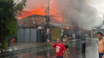 L'explosion à Setiabudi Jaksel, les habitants et les usagers de la rue paniquent