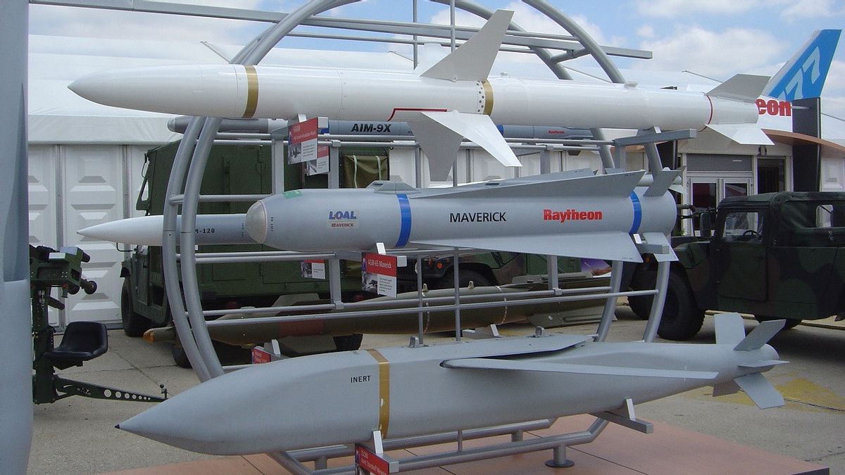 五角大楼称美国再次成功举行高超音速武器飞行试验，这次由雷神公司制造