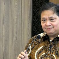 Luncurkan Buku Pembiayaan UMKM, Menko Airlangga Sampaikan Keberpihakan Pemerintah kepada Tulang Punggung Ekonomi Tanah Air Tersebut